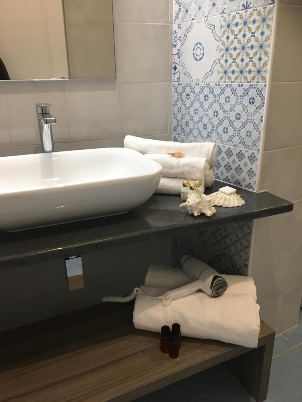 B&B Il Castello Đảo Lipari Ngoại thất bức ảnh