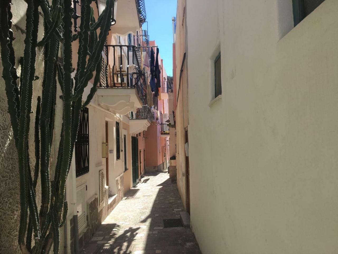 B&B Il Castello Đảo Lipari Ngoại thất bức ảnh